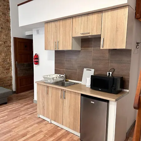 Golebia-plus Apartment *